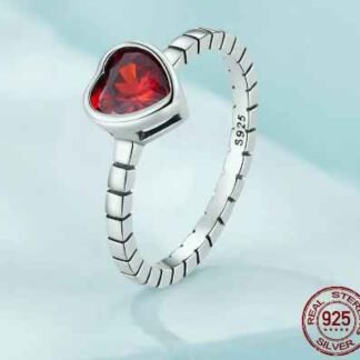 Anillo de Plata con forma de corazón